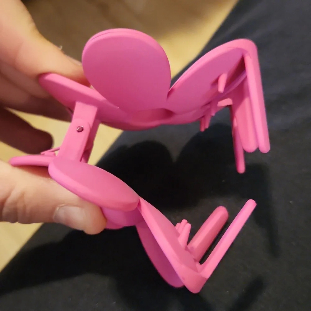 Pink flower hair clip - Picture 7 of 7